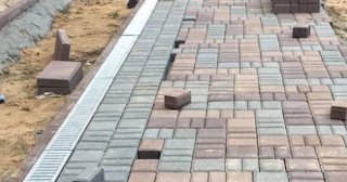 Укладка плитки на дорожке в Городце от 810 руб. - доступная стоимость